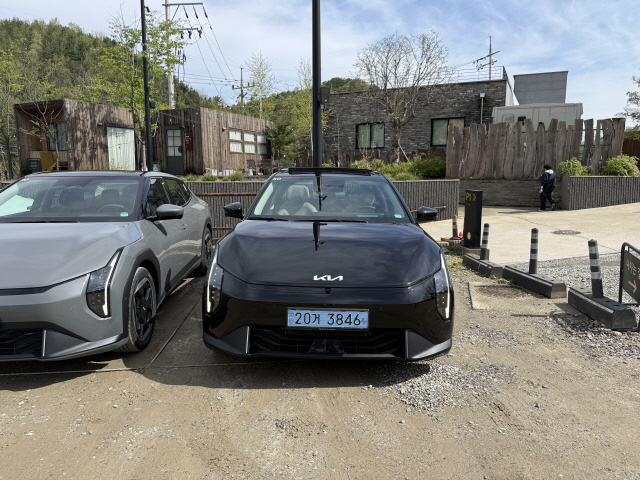 [+Cars] "  " ͵ ƿ  ` EV4`